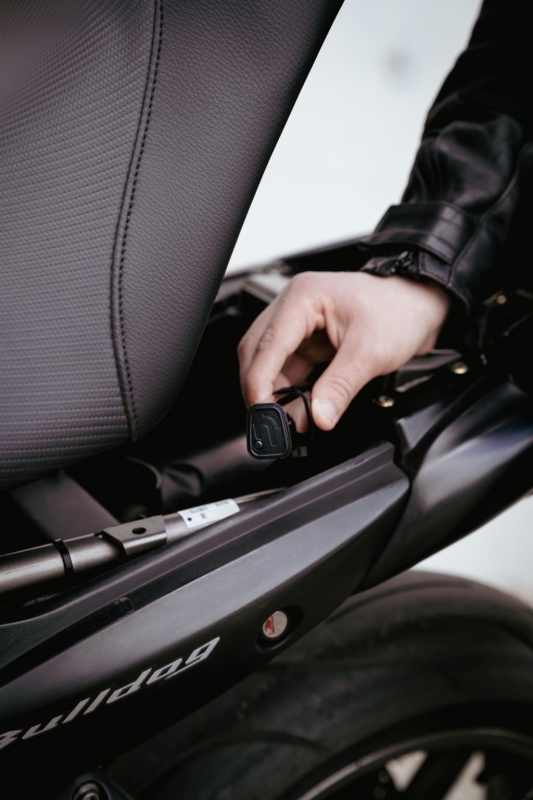 notiOne GPS w motocyklu